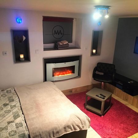 24H Gdynia Mini Apartamenty Na Kod Dostepu & Free Parking & No Keys Eksteriør billede