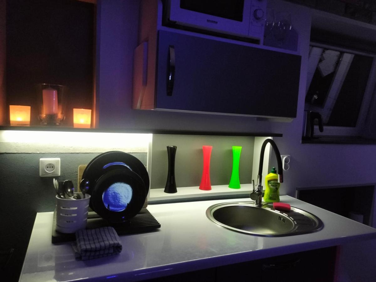 24H Gdynia Mini Apartamenty Na Kod Dostepu & Free Parking & No Keys Eksteriør billede