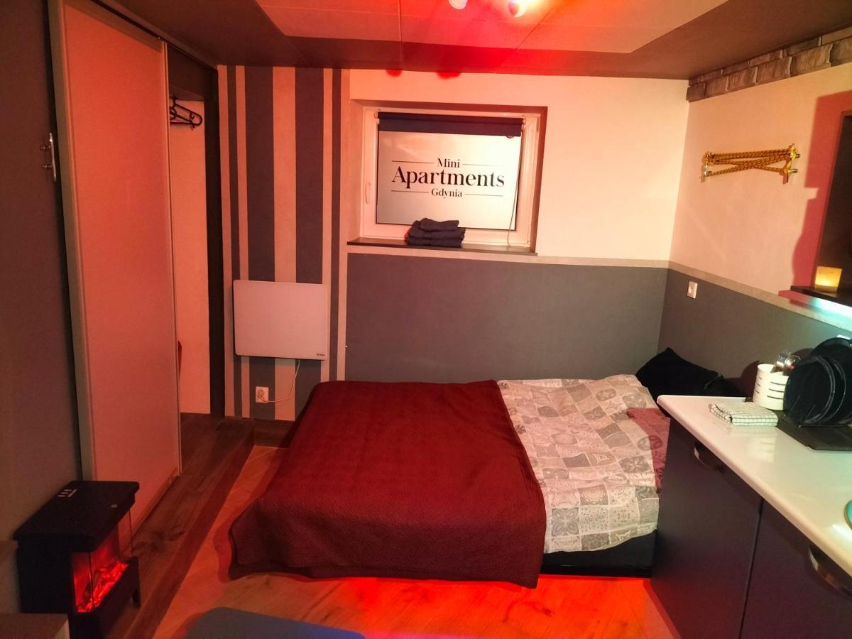 24H Gdynia Mini Apartamenty Na Kod Dostepu & Free Parking & No Keys Eksteriør billede