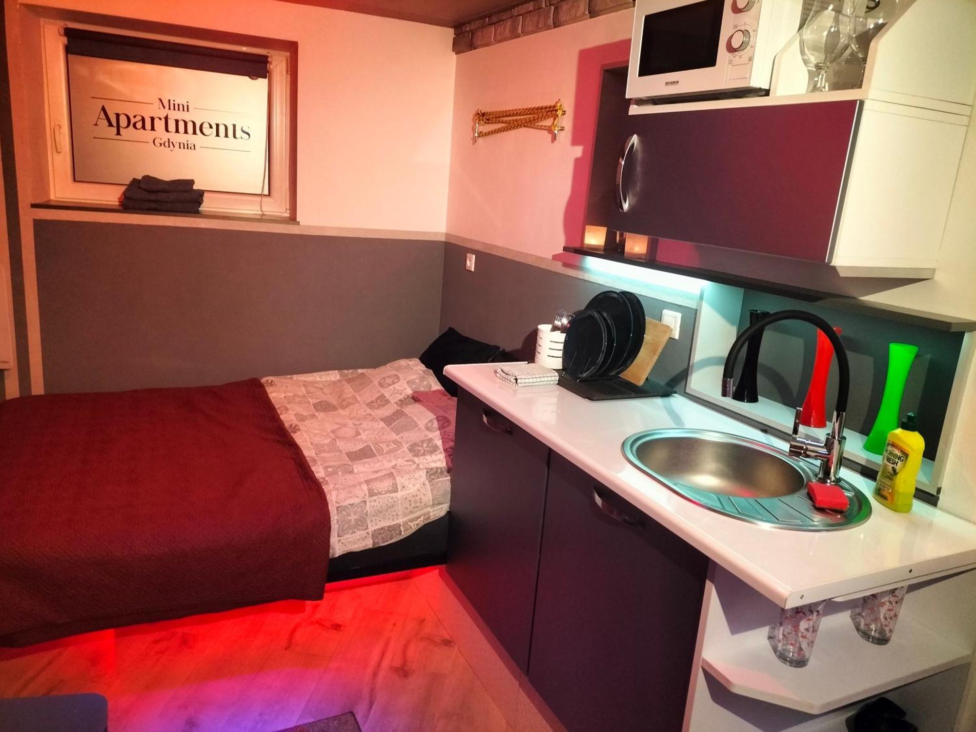 24H Gdynia Mini Apartamenty Na Kod Dostepu & Free Parking & No Keys Værelse billede
