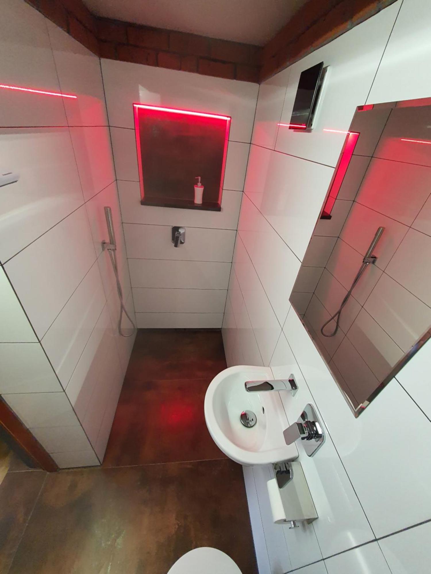 24H Gdynia Mini Apartamenty Na Kod Dostepu & Free Parking & No Keys Eksteriør billede