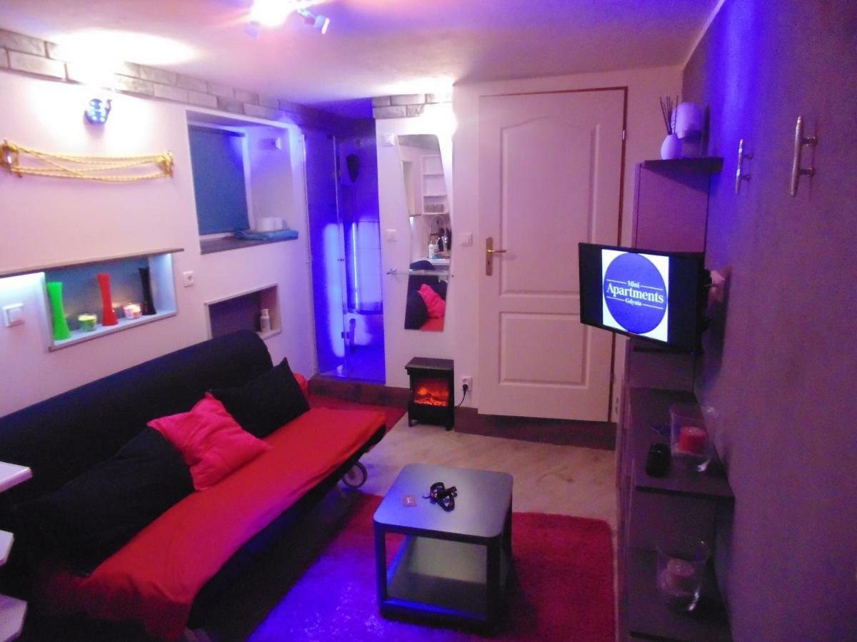 24H Gdynia Mini Apartamenty Na Kod Dostepu & Free Parking & No Keys Eksteriør billede